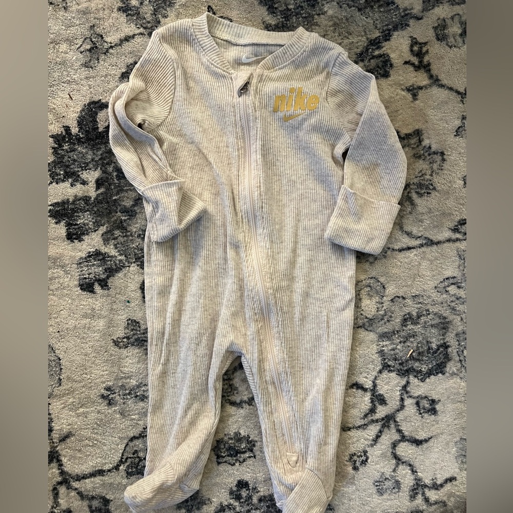 Nike Cream One Piece Footie